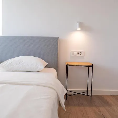 Namiko By Belmont Realty Apartman Zára