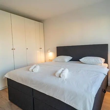 Namiko By Belmont Realty Zára