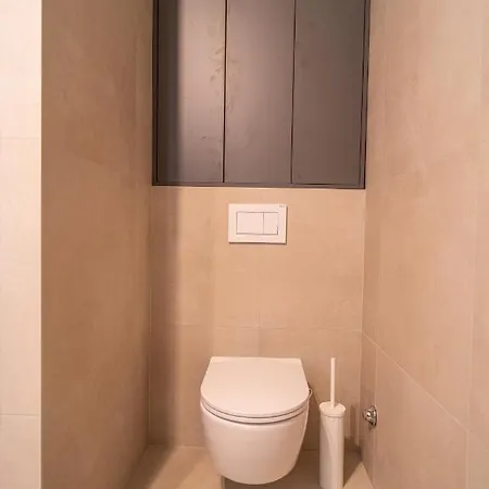 Namiko By Belmont Realty Апартаменты *