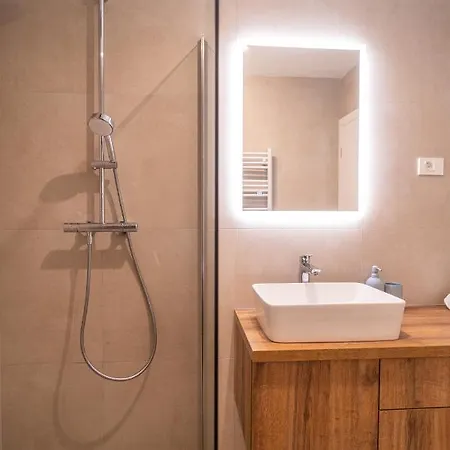 Namiko By Belmont Realty Apartment *